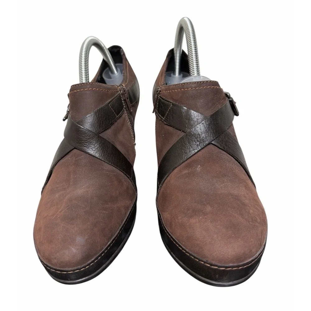 Clarks Leather Booties Brown Ankle Buckle Zip Indigo Block Heel | US 9.5
